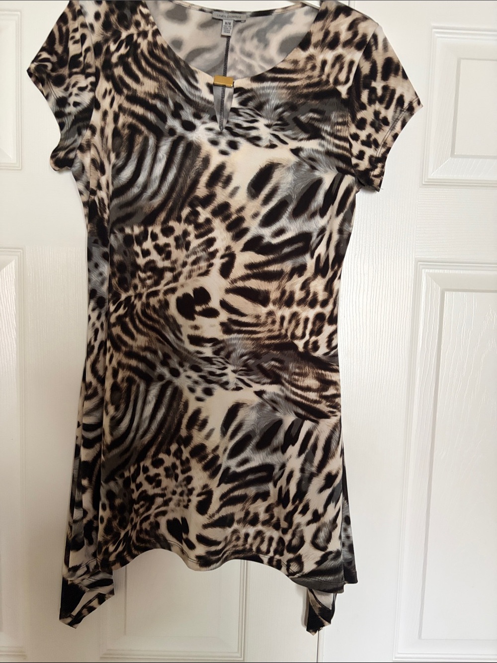 Women’s Neutral Animal-Print Short Sleeve Tunic Top